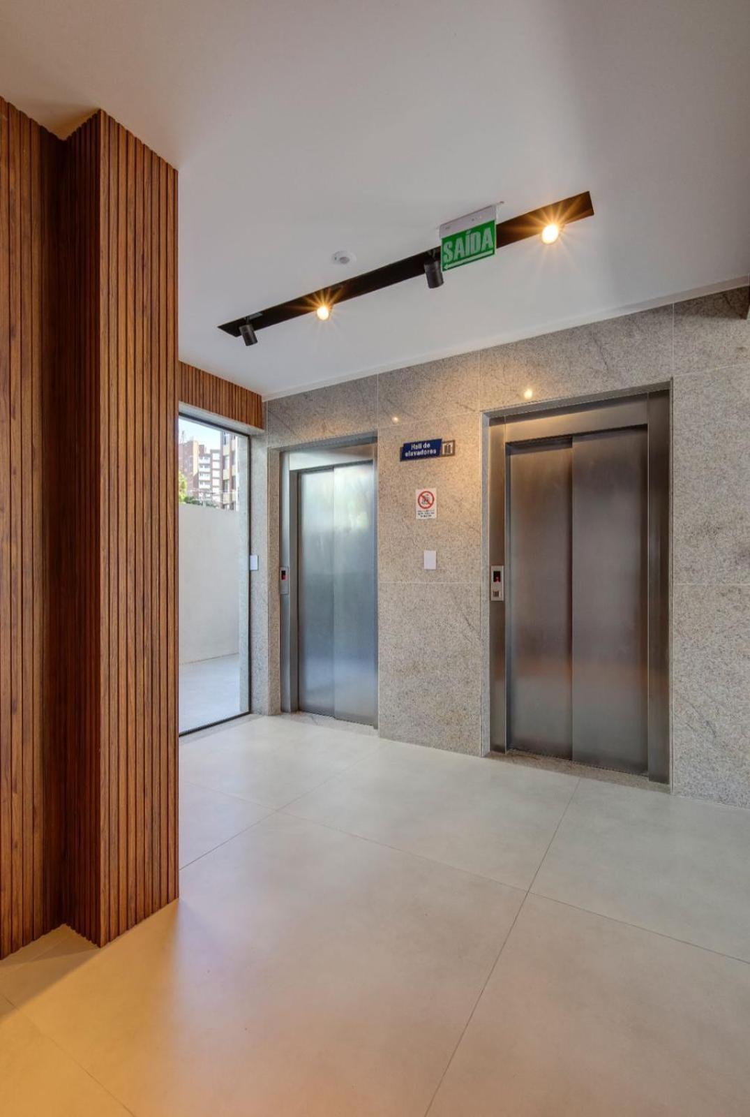 Apartment 1/4 *